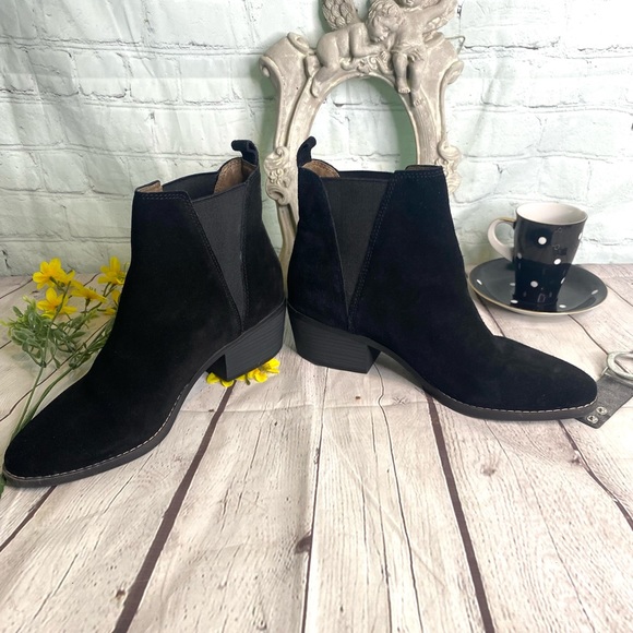 White Mountain Women’s HAMMOND Black Suede Leather Ankle Boot 10M With Box - Picture 7 of 10